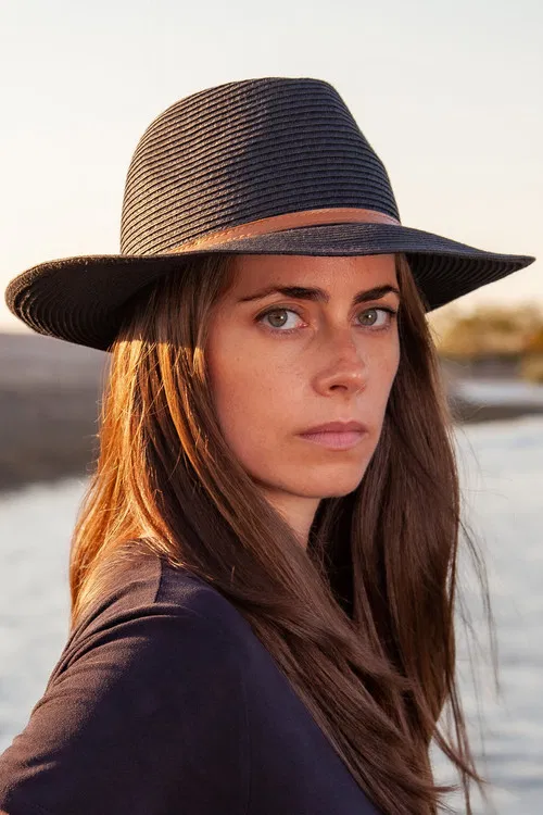 Andrea Wozny profile