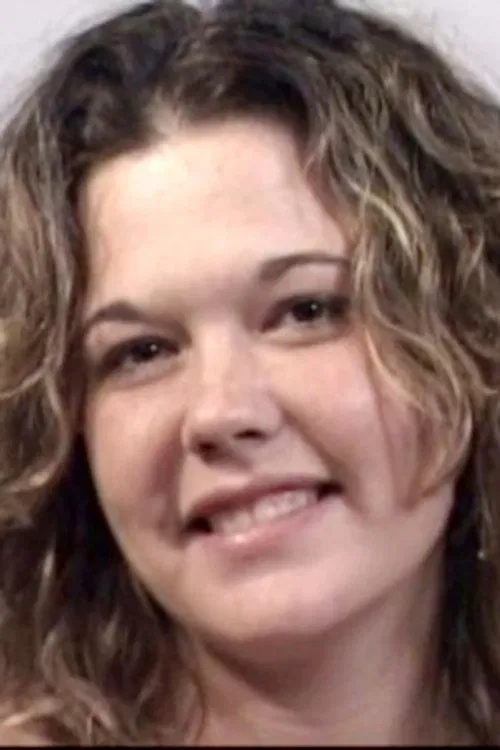 Elizabeth Moore profile