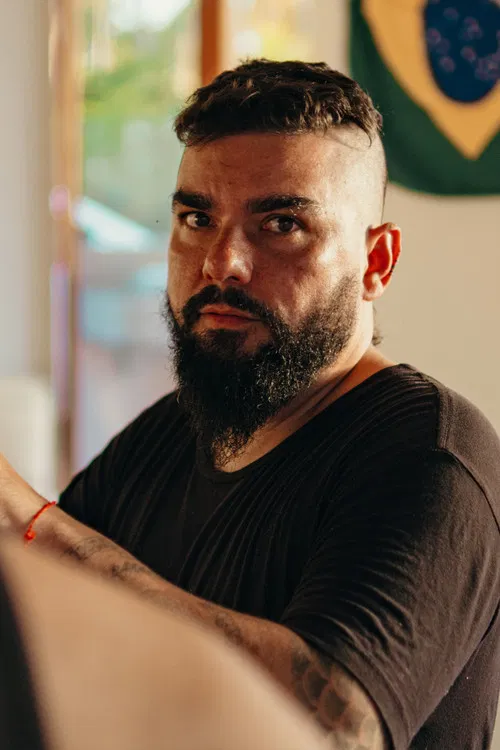 Ernani Silveira Neto profile