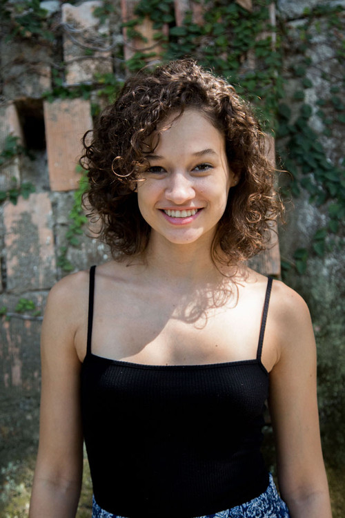 Giovanna Loureiro profile