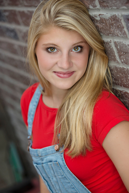 Anna Lasbury profile