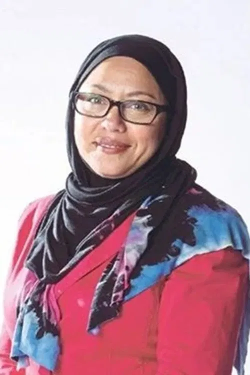 Tunku Mona Riza profile
