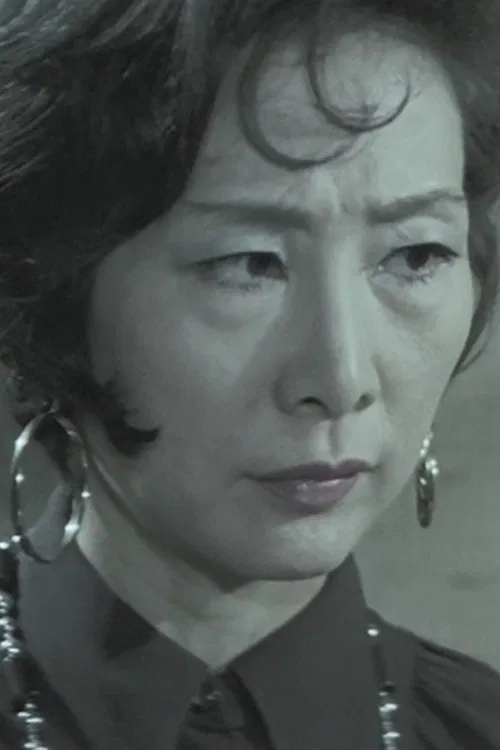 Lee Hwang-ja profile