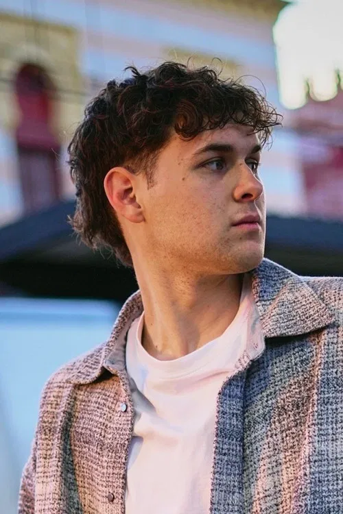 Quique Hidalgo profile