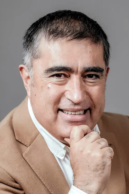 Mario Desbordes profile