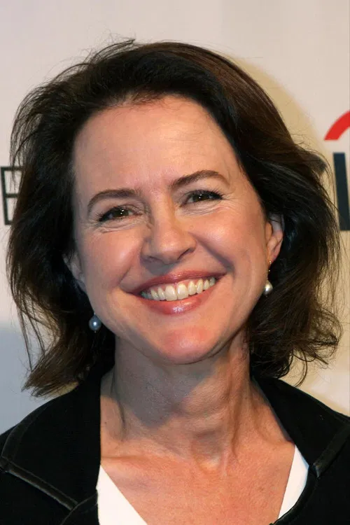 Michelle Ashford profile