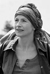 Anik Belaubre profile