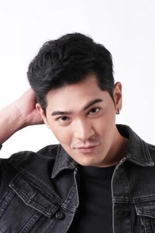 Benz Pisitphol Nitipongwattana profile