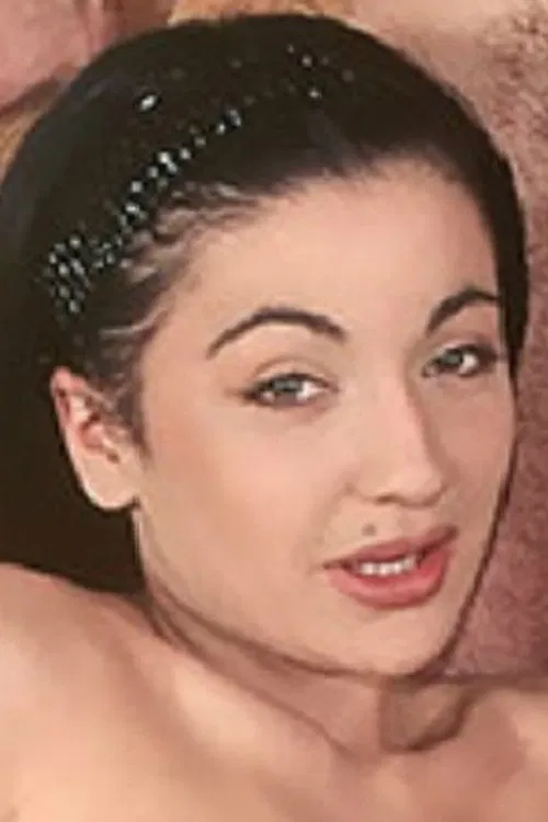 Ophelia Tozzy profile