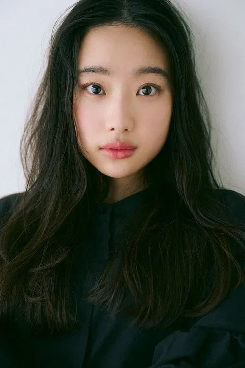 Anna Kurasawa profile