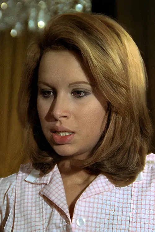 Marta Avilés profile