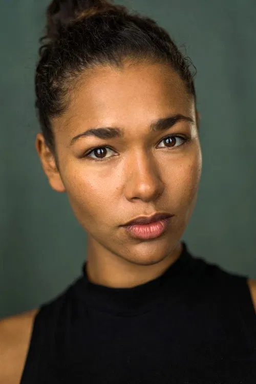 Evelyn Miller profile