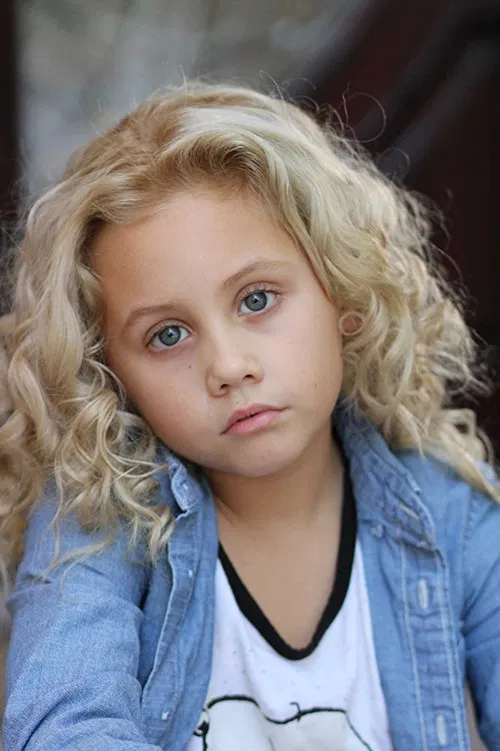 Channah Zeitung profile