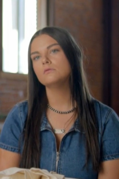 Leah Sullivan profile