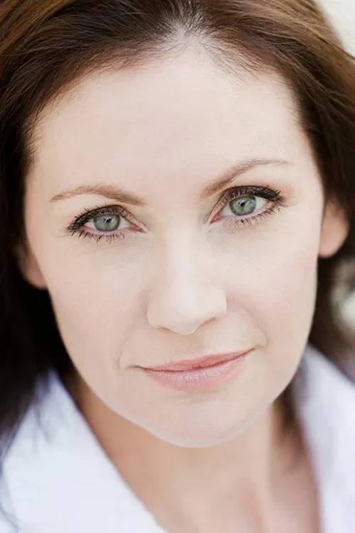 Stephanie Power profile