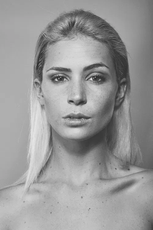 Laura Lafrate profile