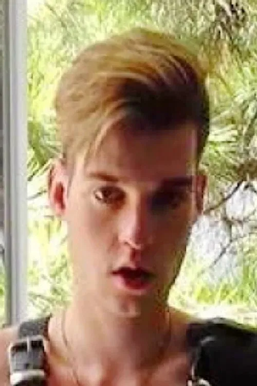 Lois Novitch profile