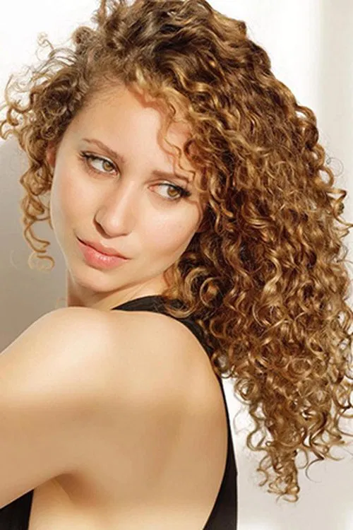 Gabriella Biziou profile