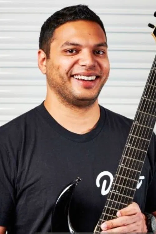 Misha Mansoor profile