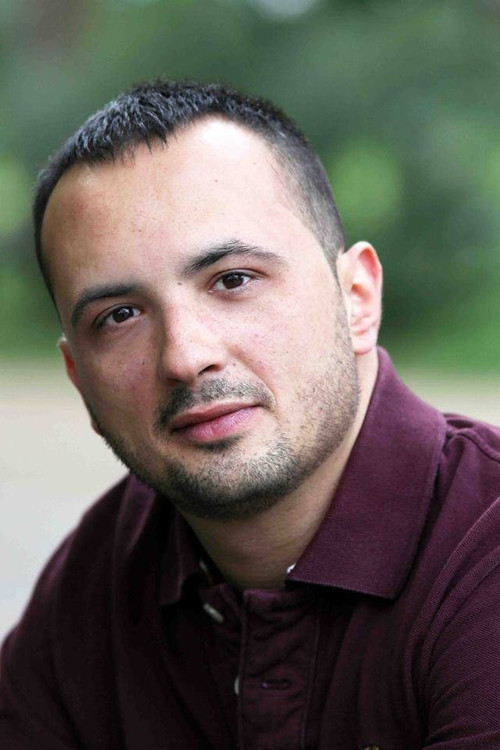 Simone Crisari profile