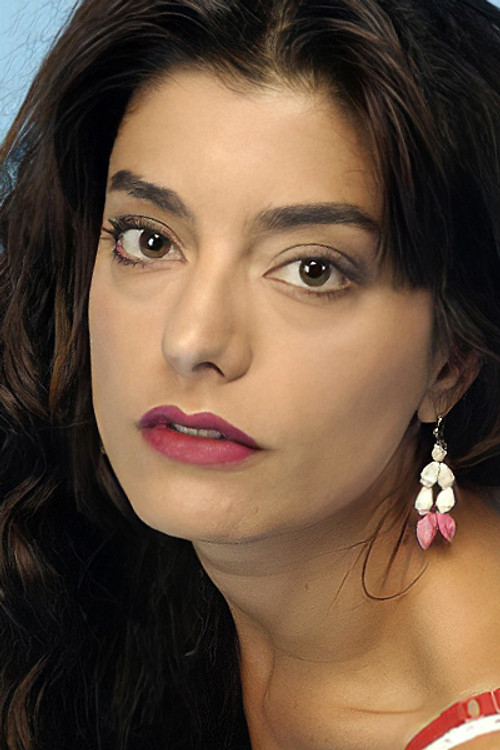 Daniela Lhorente profile