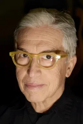 Louie Pérez profile