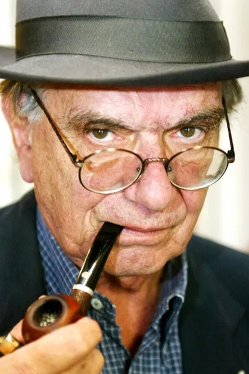 Vasilis Vasilikos profile