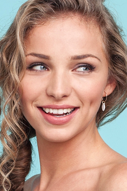 Evelin Dobos profile