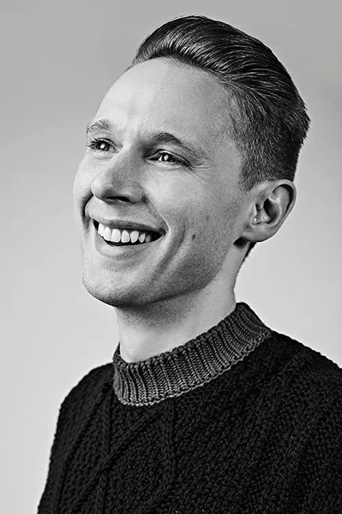 Samuel Barnett profile