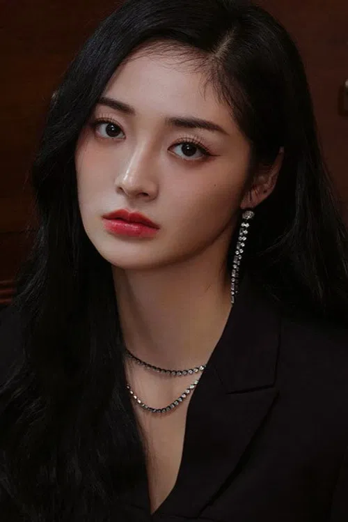 Zhou Jieqiong profile