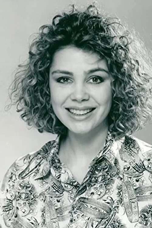 Sarah Maur Thorp profile