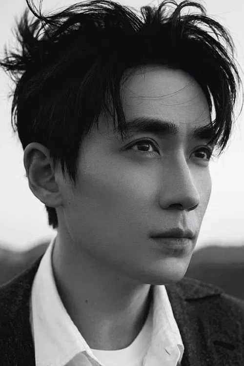 Zhu Yilong profile