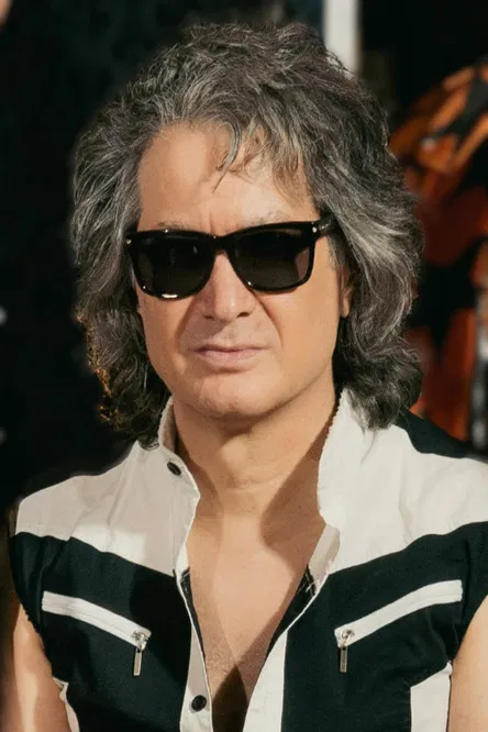 Michael Cartellone profile