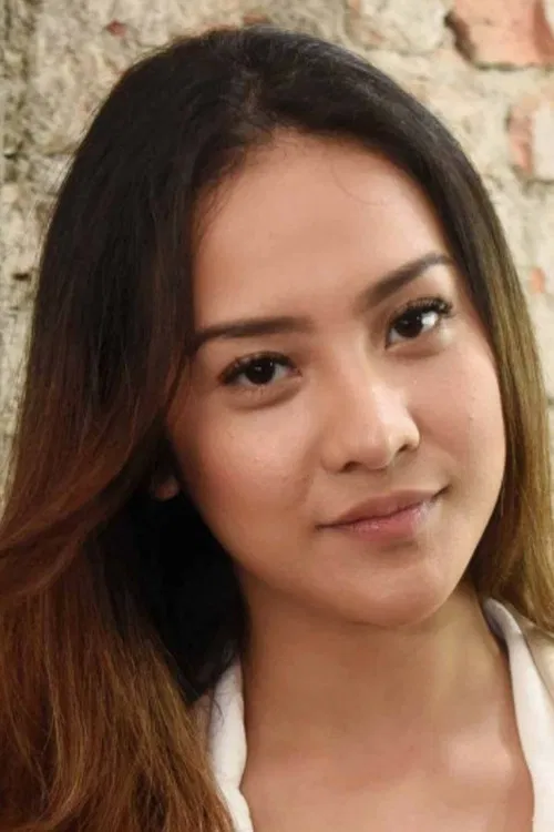 Anya Geraldine profile