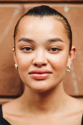 Daniela Rathana profile