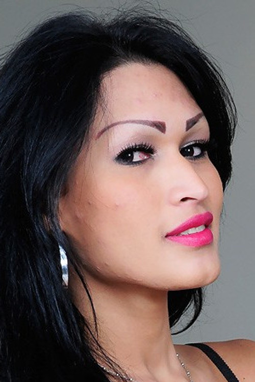 Renata Tavares profile