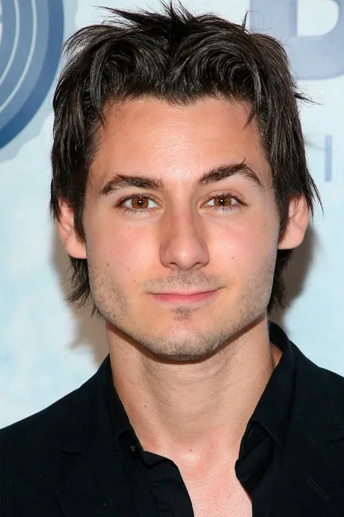 Dominic Scott Kay profile