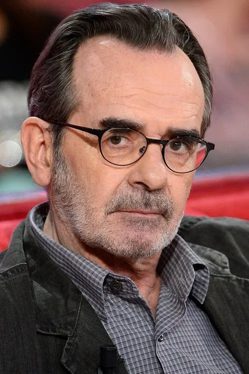 Hubert Saint-Macary profile