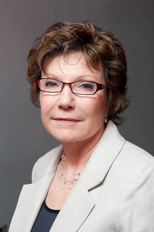 Deborah Amos profile