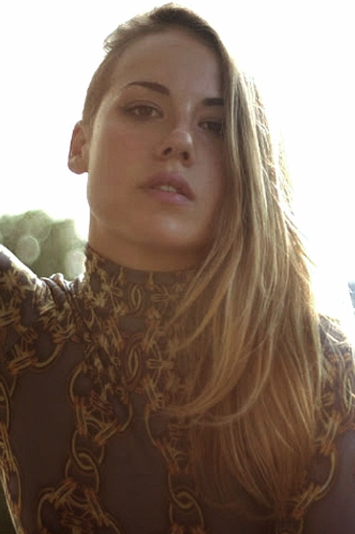 Julia Vandoorne profile