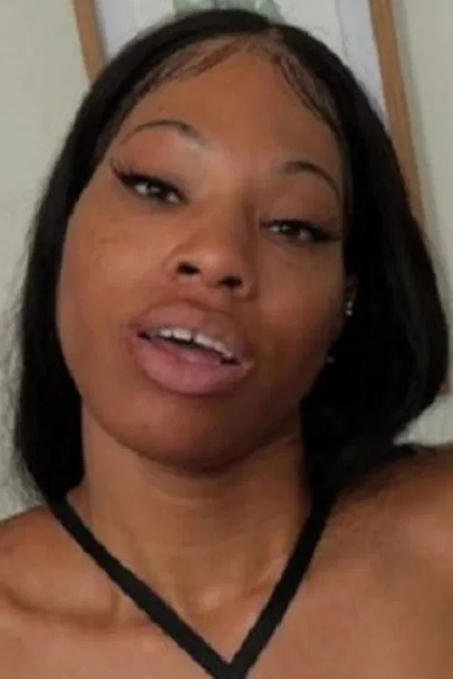 Dani Synclair profile