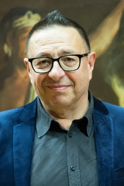 Waldemar Januszczak profile