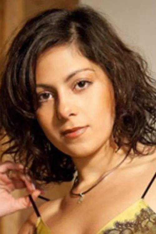 Aline Delacour profile