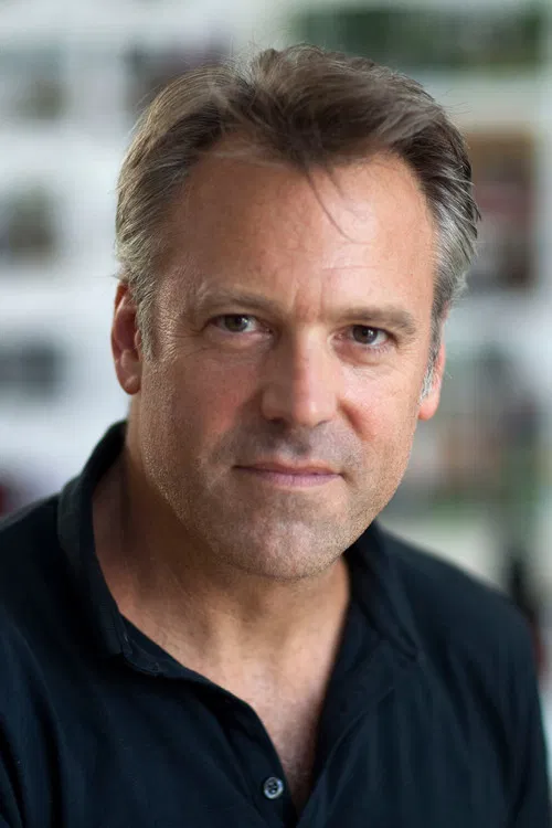 Wally Pfister profile