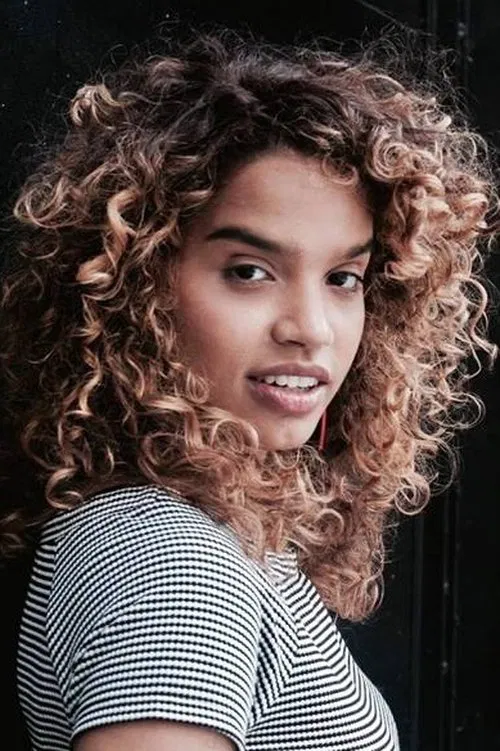 Nathalia Ernesto profile