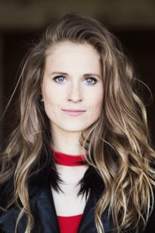 Merel Bechtold profile