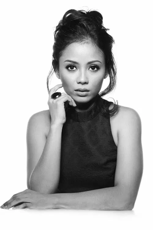 Martha Comia profile