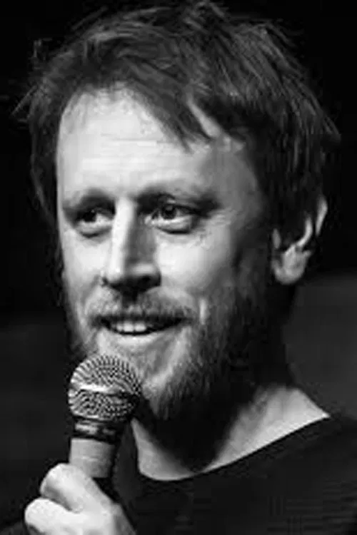 Luke Thompson profile