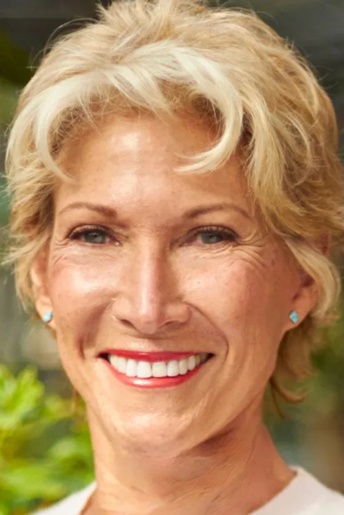 Madeline Hooper profile