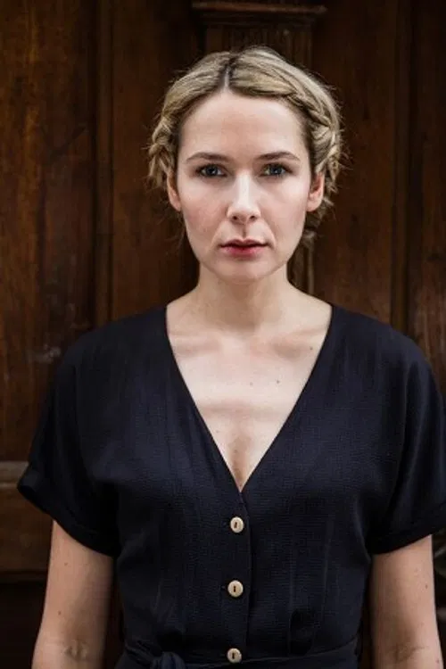 Julia Gruber profile